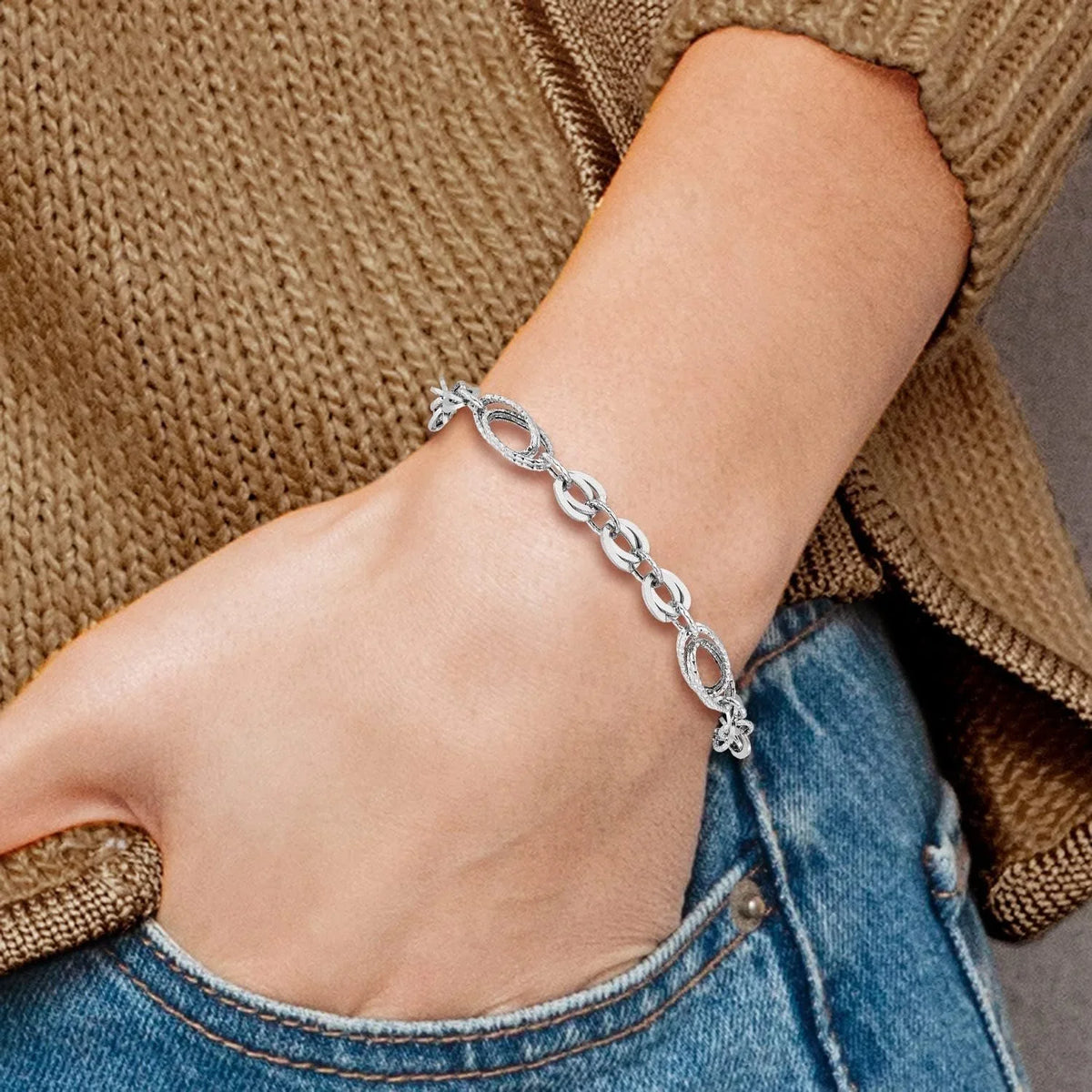 14k Italy In Gold - Bracelet Link Polished 7.75"- Made & Textured White Fancy Oval Diamonds Avariah