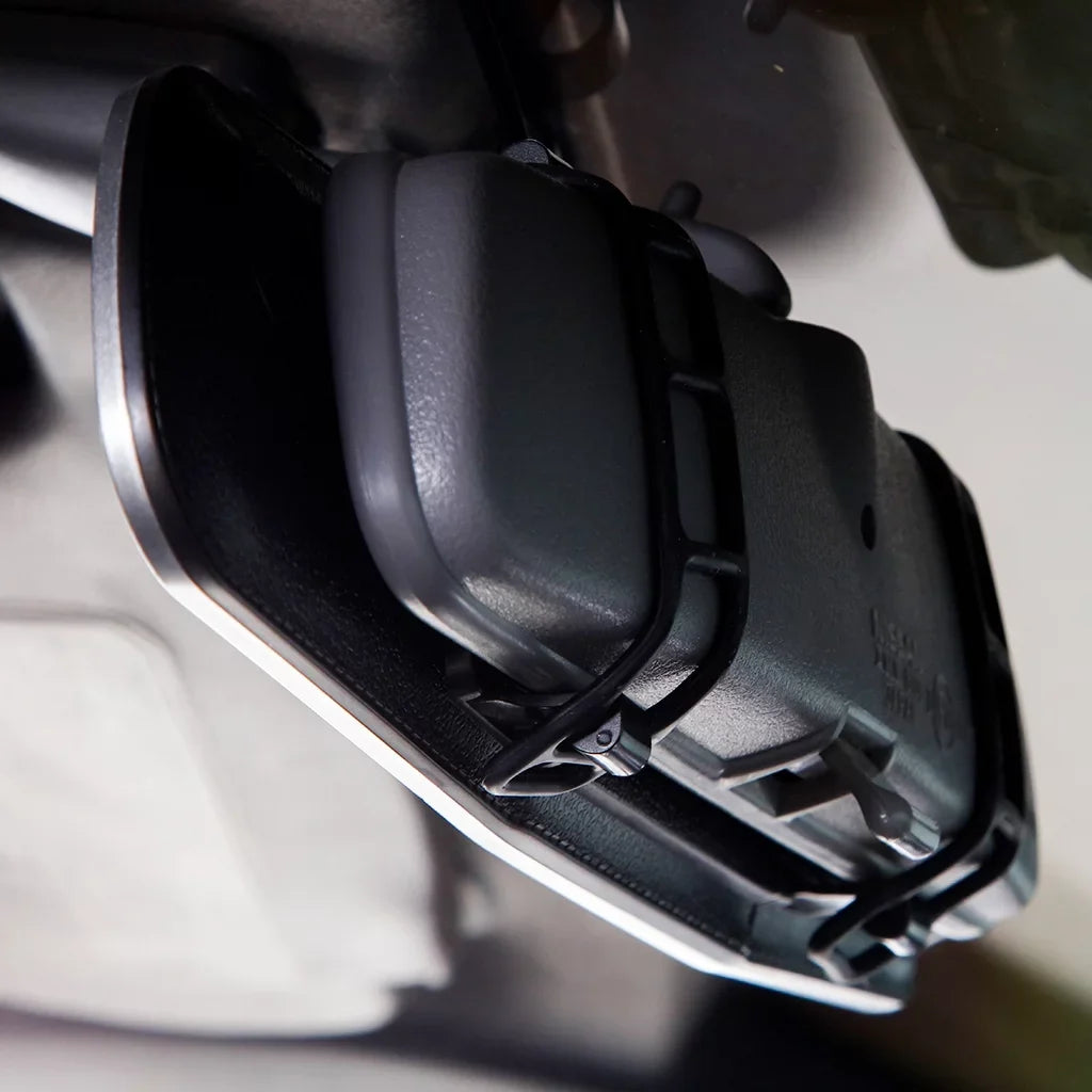 Mirror, YADA onto Mirror and Rear-View Silver 2-in-1, Roadcam FHD 4.5" Existing LCD Mirror Cam Dash View Mounts Screen, Rear 1080P