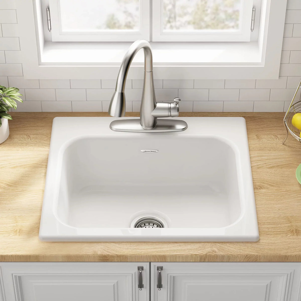 25 Quince Iron 3-Hole Kitchen Brilliant in White Sink Single Bowl Cast Standard in. American Drop-in