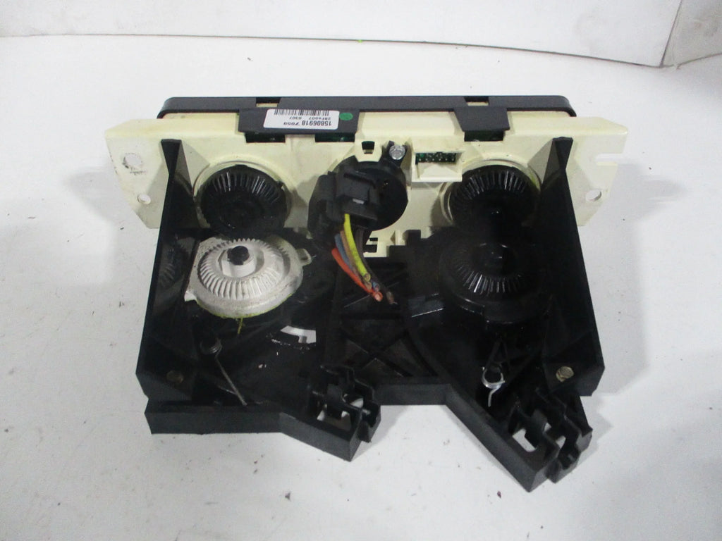 AC Pre-Owned 06-07 Heater Temperature Saturn Controle OEM (Good) LKQ Ion