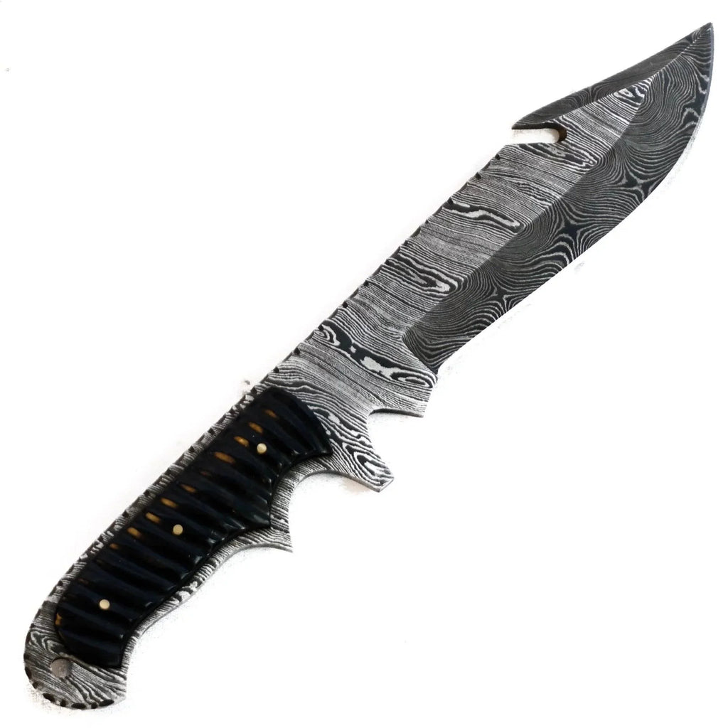 Damascus Steel Knife- Knife Outdoors- - High Bowie Hunting Blade- Carbon 12