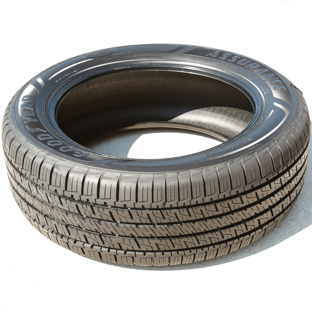 Honda 2012-18 All EX-T Season Assurance Fits: Focus Goodyear 2016-18 Titanium, A/S MaxLife Tire Ford Civic 215/50R17 XL 95V